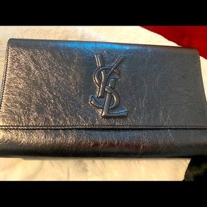YSL Metallic Clutch 💯 Authentic